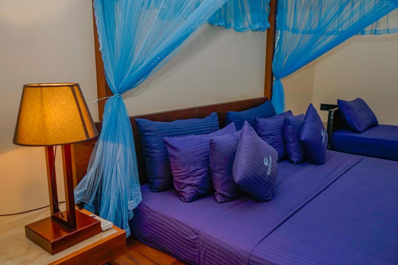 เอเธนาเลค บูทิก Hotel ดัมบูลลา ภายนอก รูปภาพ